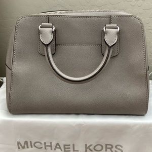 MK tote
